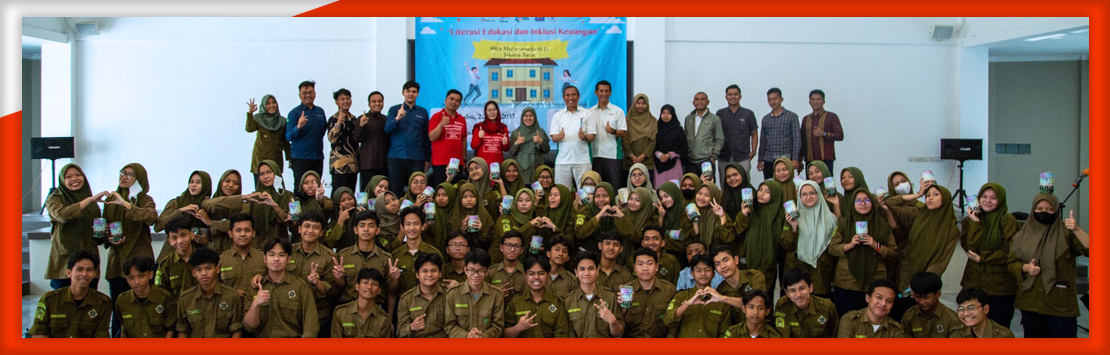 Asuransi Sinar Mas Bersama Asuransi Sumit Oto Berikan Literasi Keuangan di SMA 13 Muhammadiyah Jakarta Barat